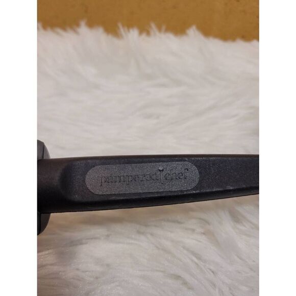 Pampered Chef Mix N Chop - Picture 3 of 4